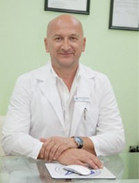 Гинеколог Альберт Стариков